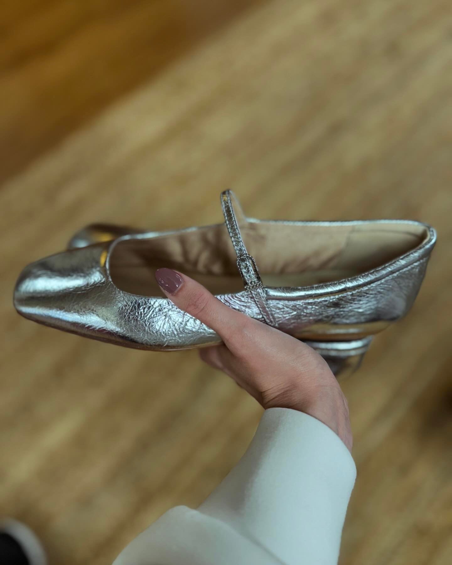 Dolce Vita silver reyes flat shoes