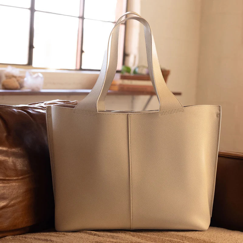 hobo vida large tote