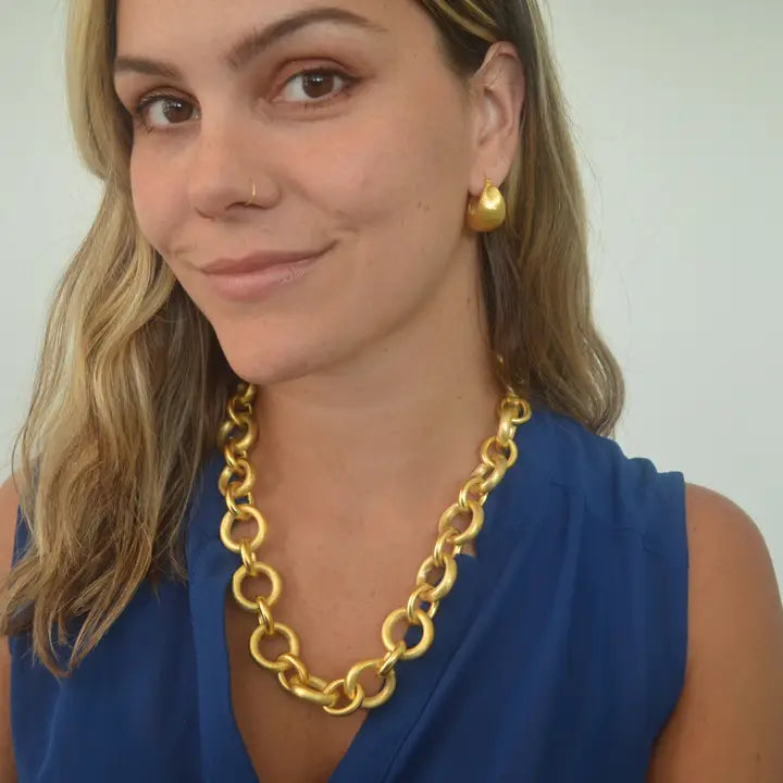 betty carre badagascar necklace
