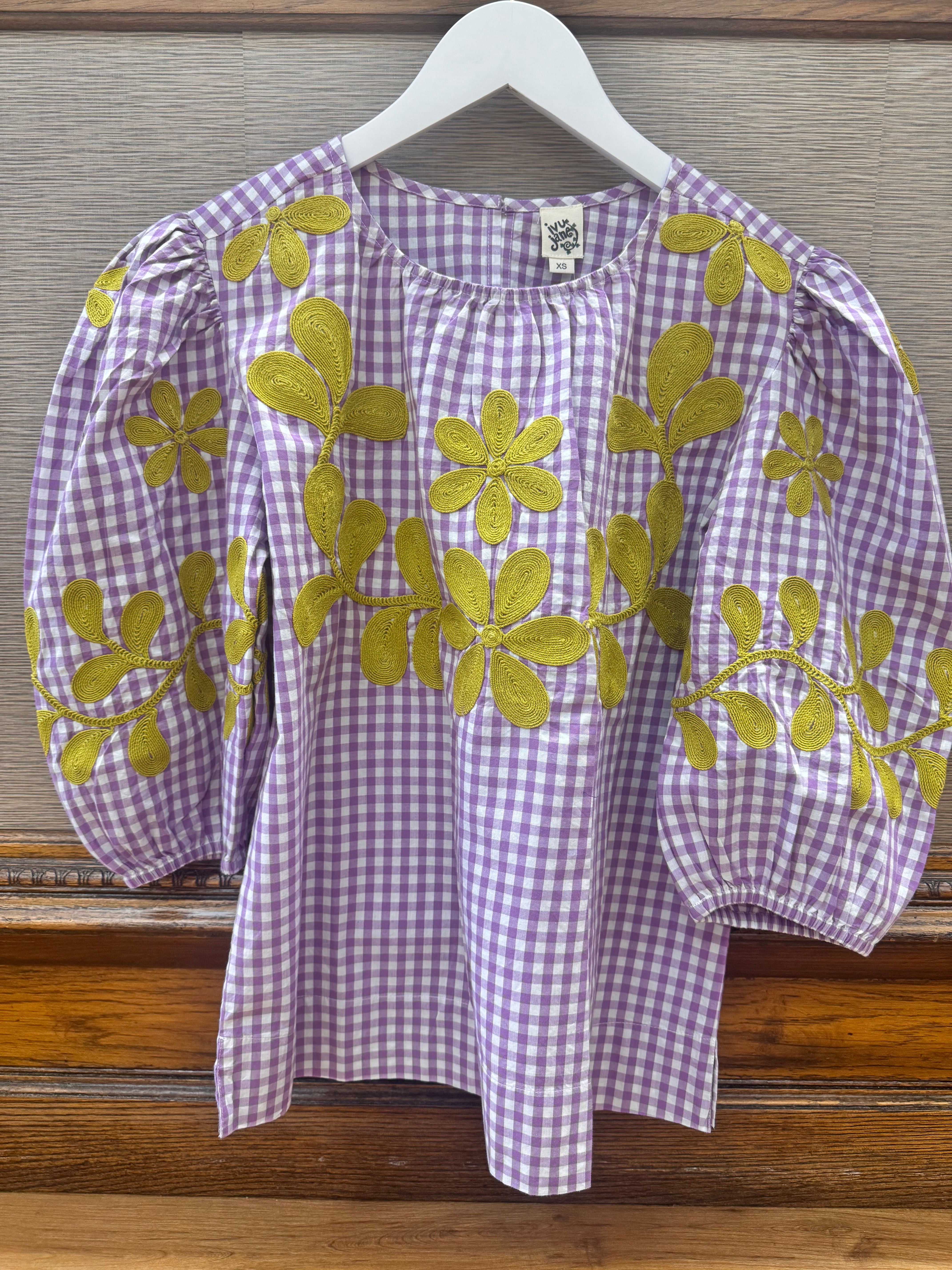 Tops – Turner's