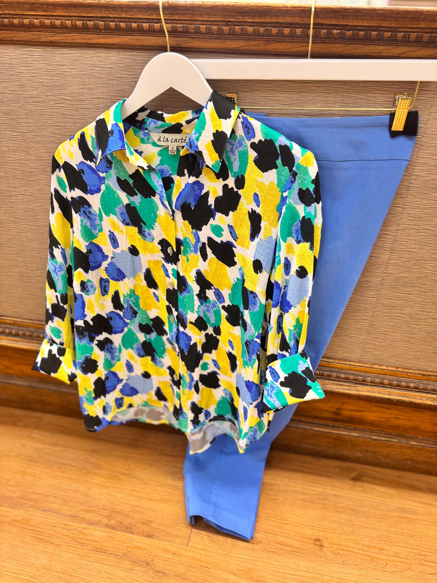thin her ankle pant in cornflower