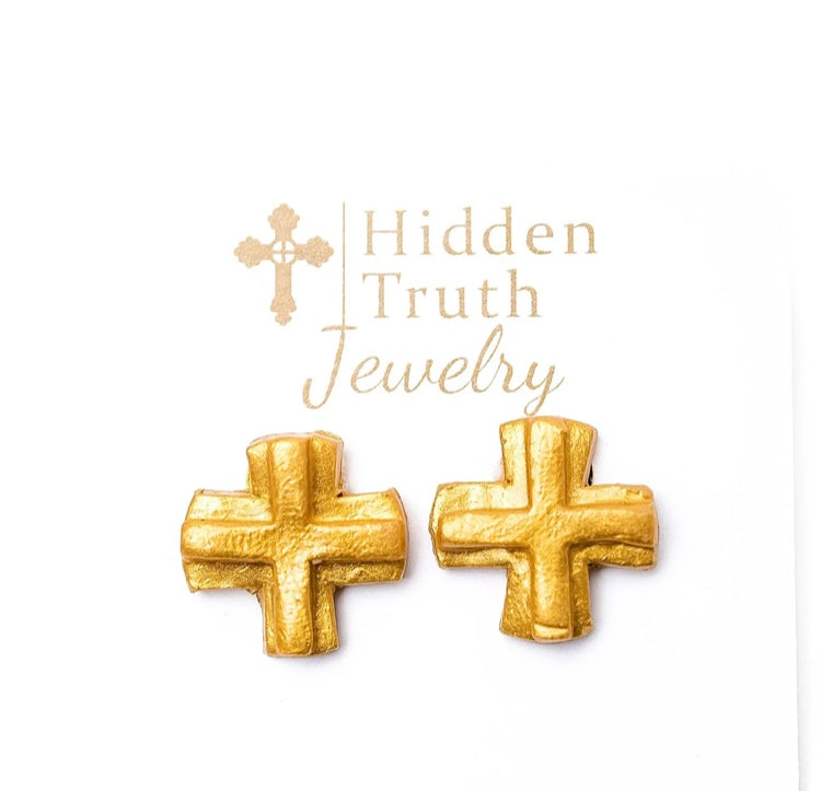 Hidden truth piper stud earrings