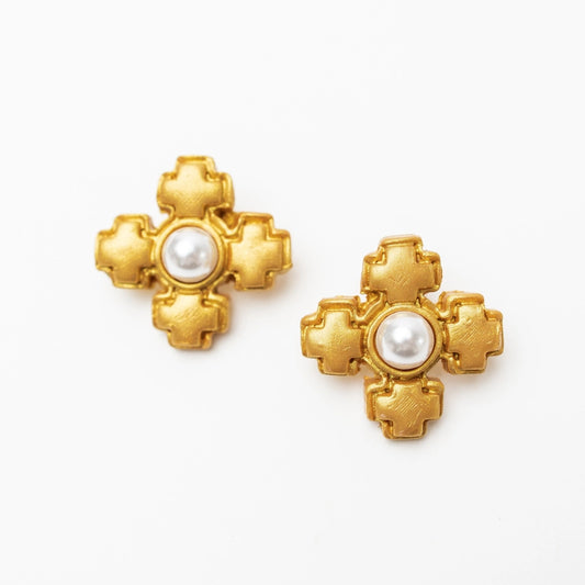 hidden truth Becky Pearl Stud earrings