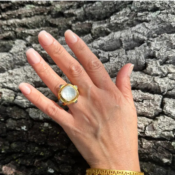 betty carre Domenique Ring mother of pearl size 6